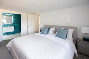 Bedroom - click for photo gallery